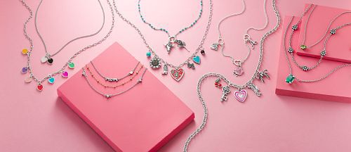 Necklaces with Charms Styles