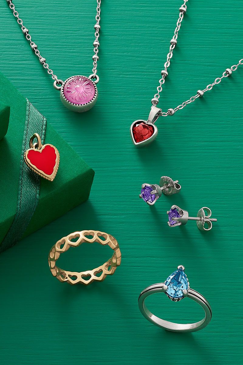 Gold and silver jewelry designs from James Avery.