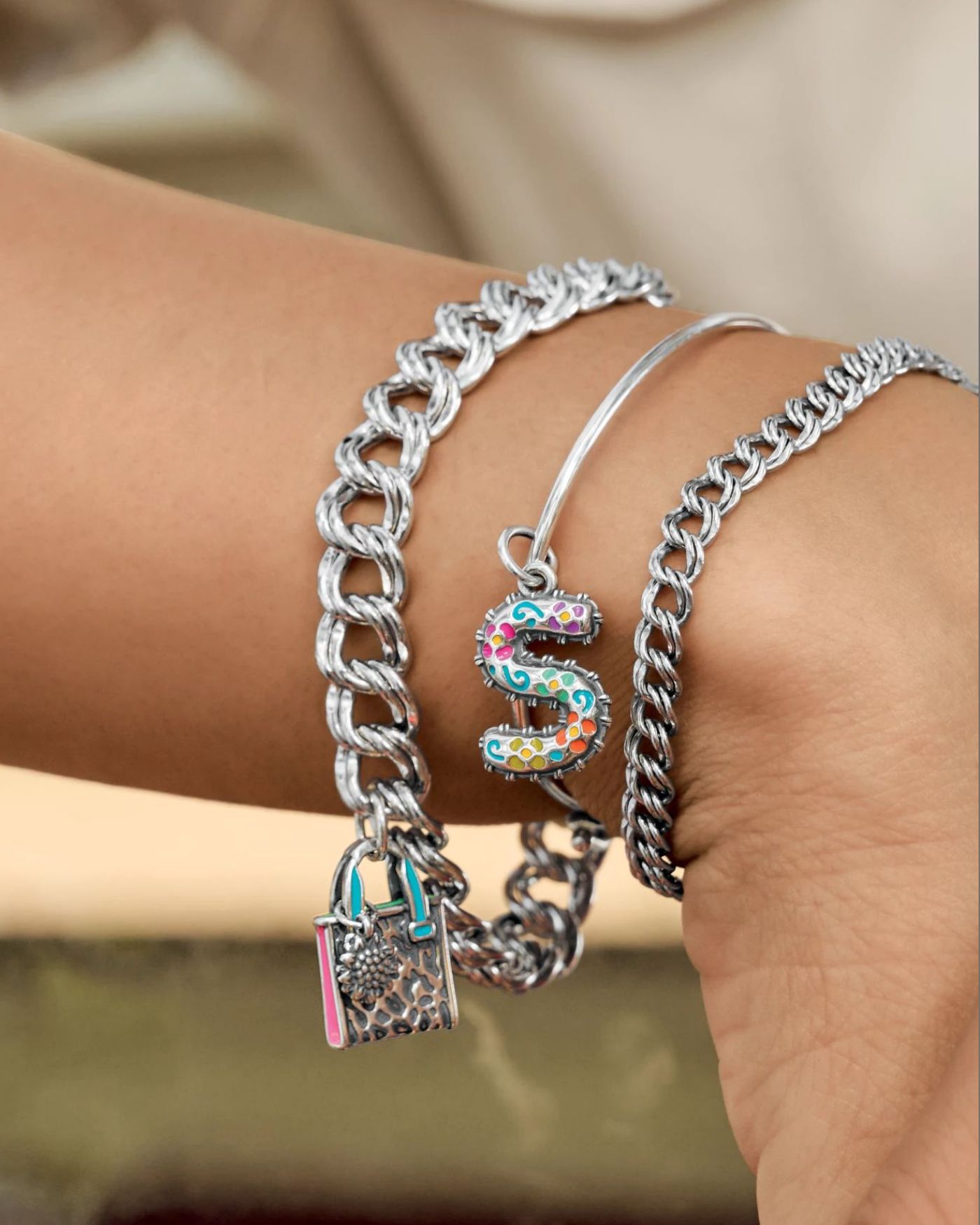 consuela-slide5 consuela-slide5